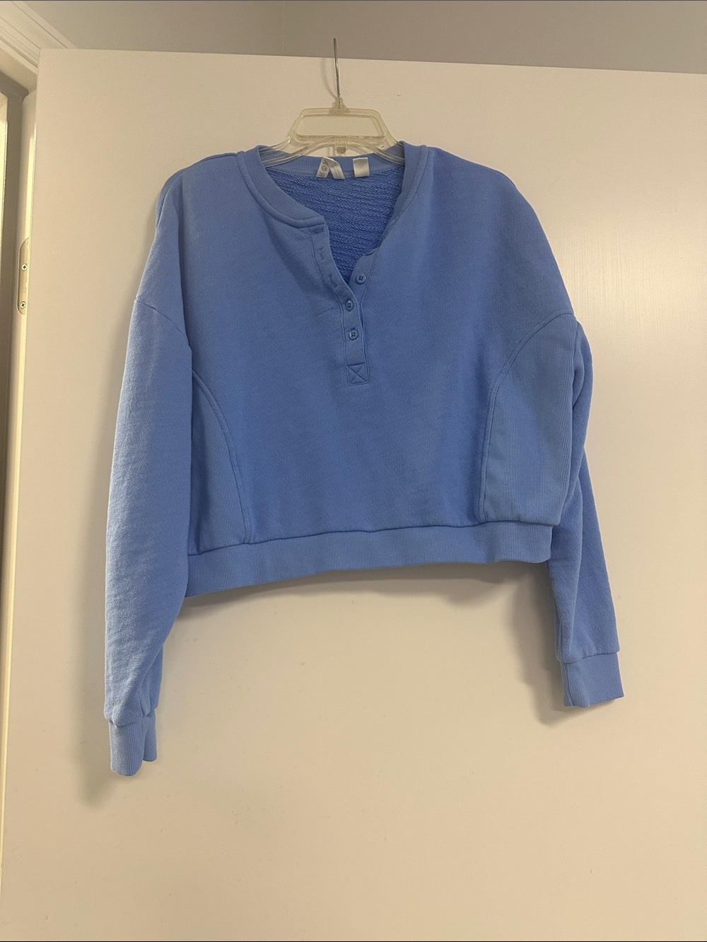 Cropped ROXY button front sweatshirt, Size S